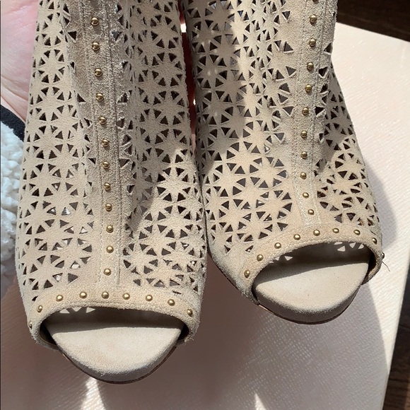 ⭐️Host Pick x 3⭐️Prada genuine suede booties/boots - Picture 6 of 8